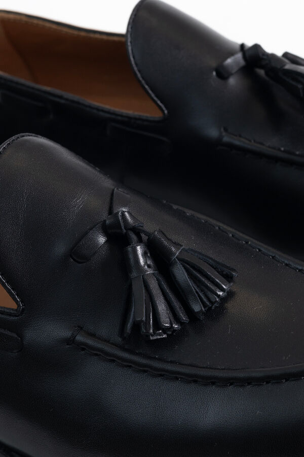 PuroEGO Mocas&iacute;n piel borlas Negro