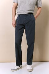 OOTO Chino con pinzas regular Azul