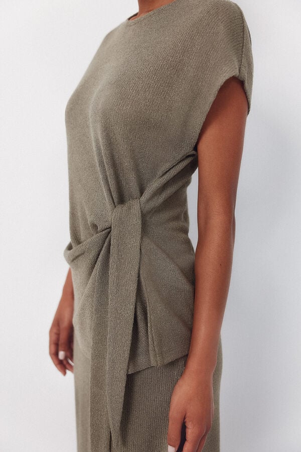 Cortefiel Rustic look knotted t-shirt Kaki