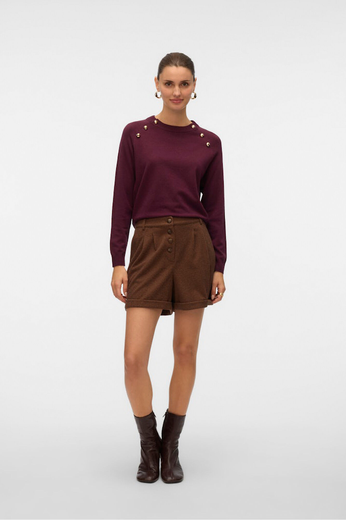 Vero Moda Camisola de malha com bot&otilde;es dourados