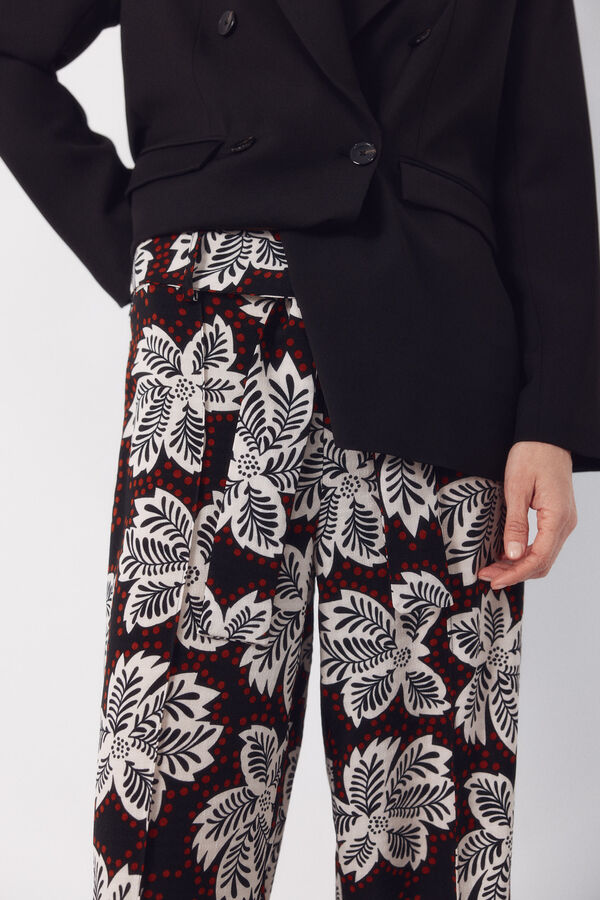 Cortefiel Structured fluid trousers Multicolour