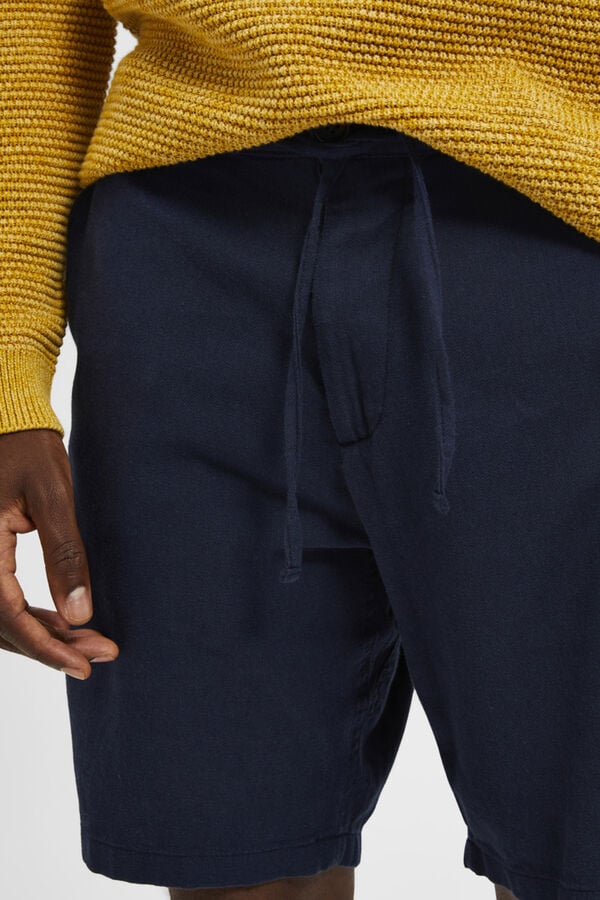 Cortefiel Pantalón chino corto confeccionado con lino y algodón orgánico. Azul