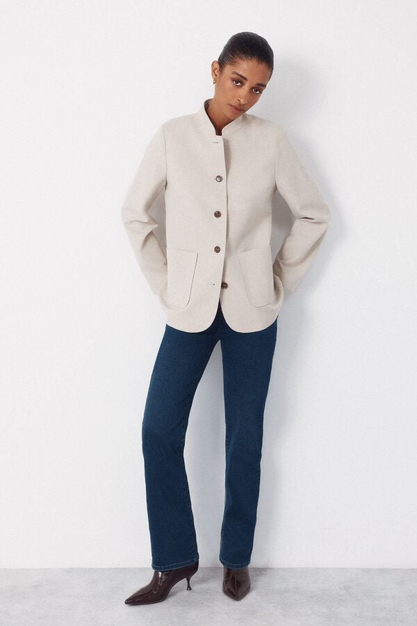 Cortefiel Chaqueta con cuello mao Marfil