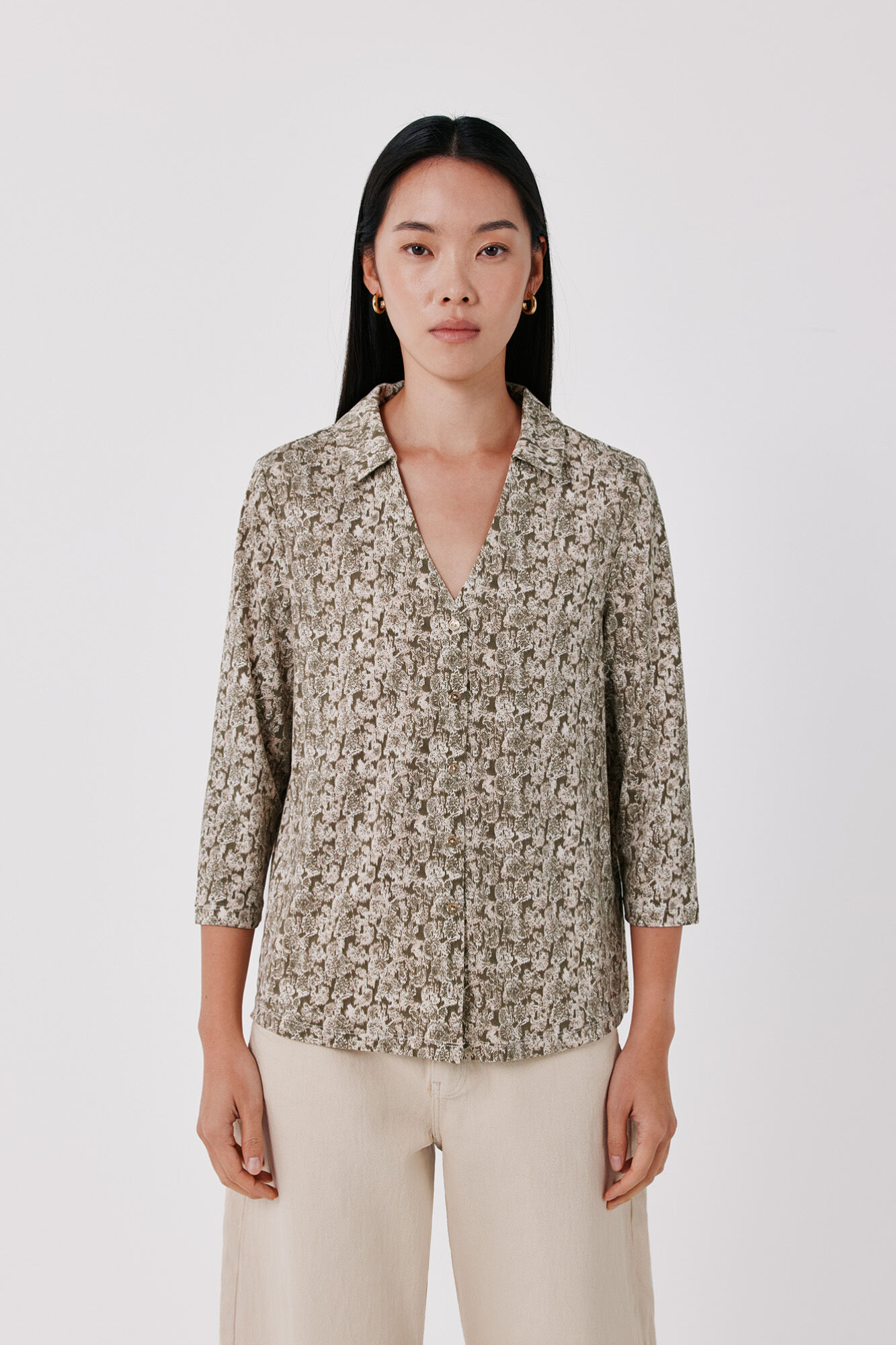 Cortefiel Stretch shirt with buttons