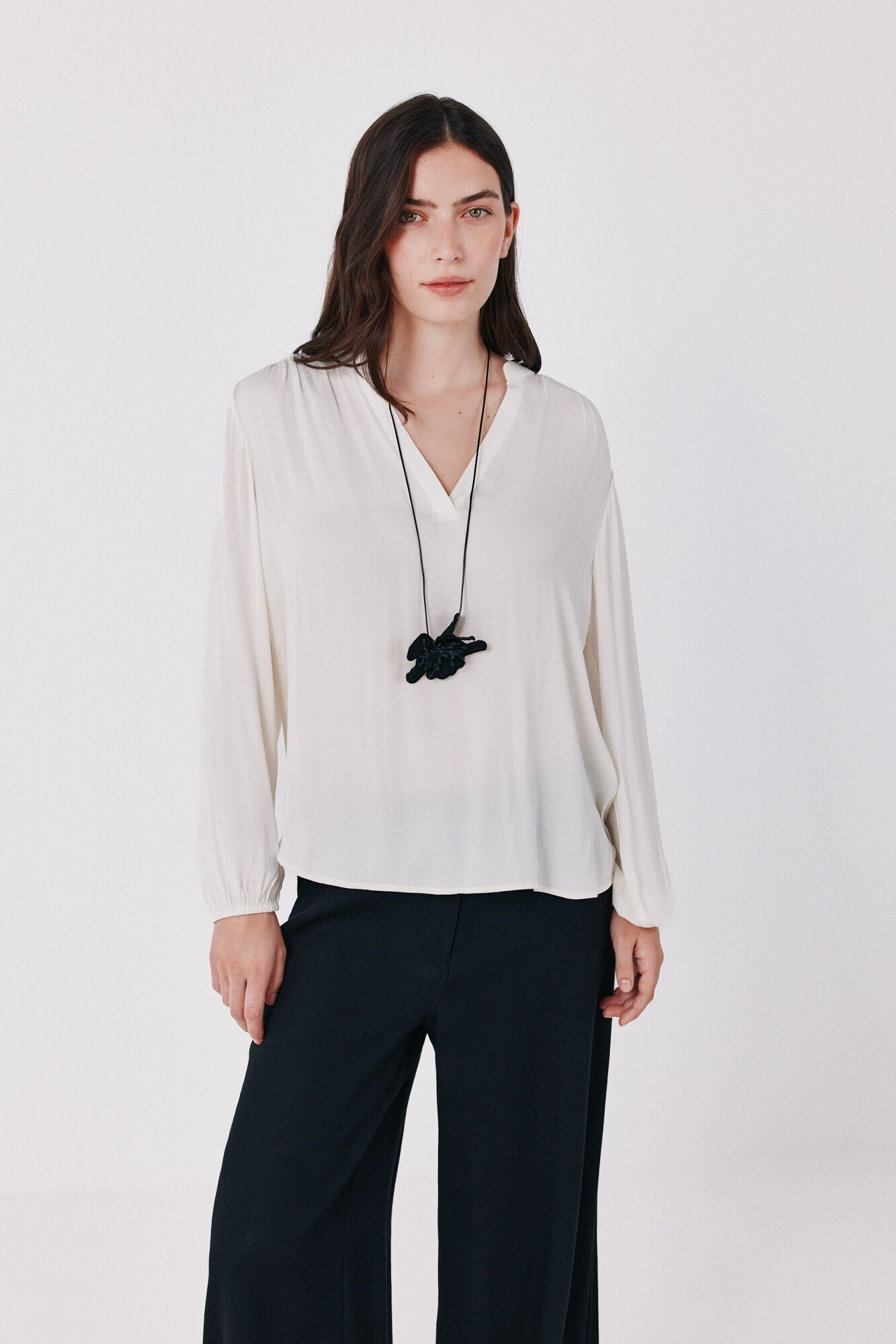 Cortefiel Blusa fluida acetinada