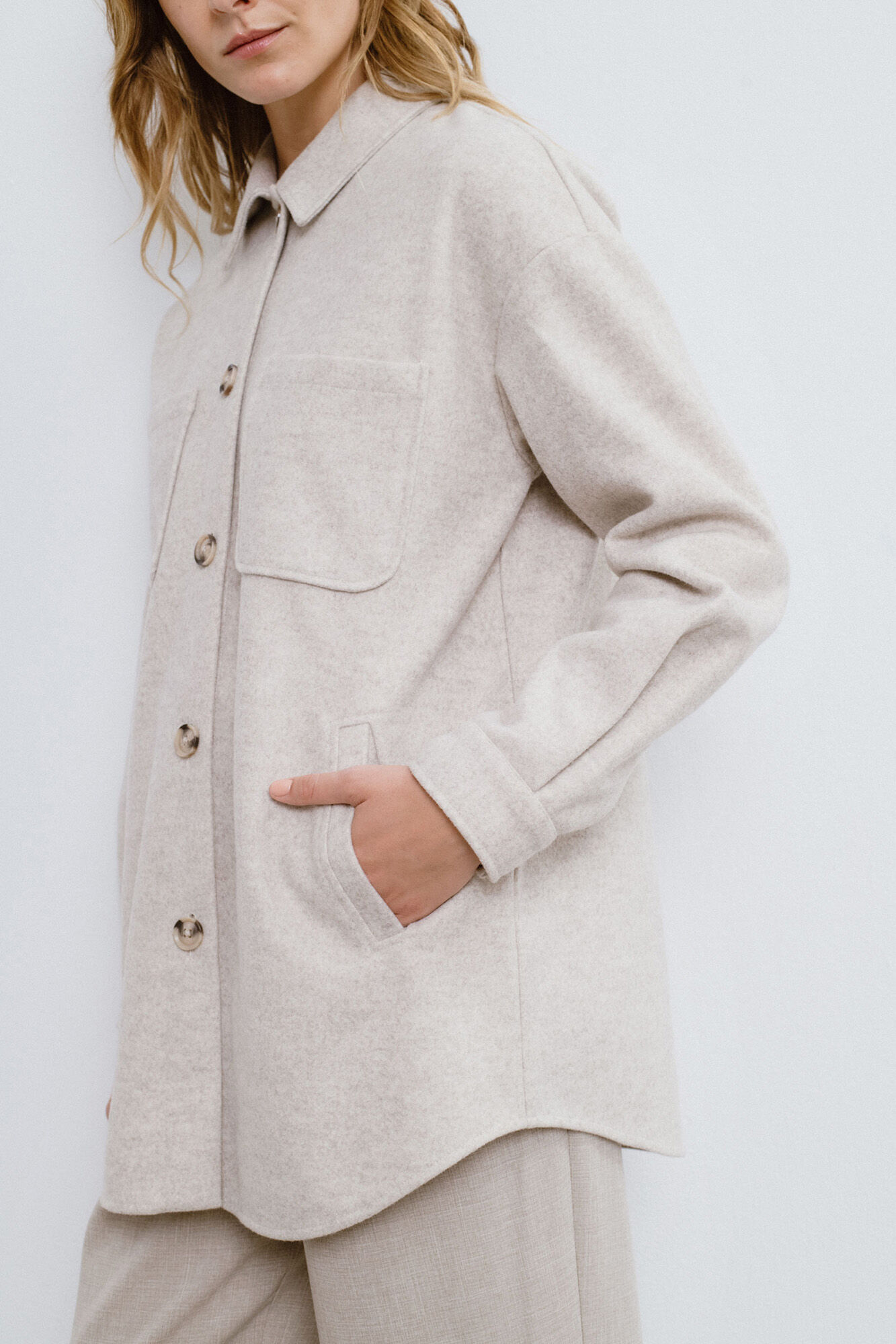 Vila Camisa de bot&atilde;o