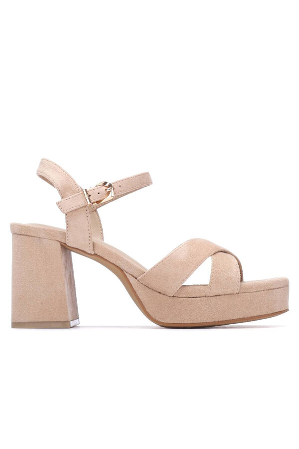 XTI Sand&aacute;lia salto grosso e plataforma Tostado