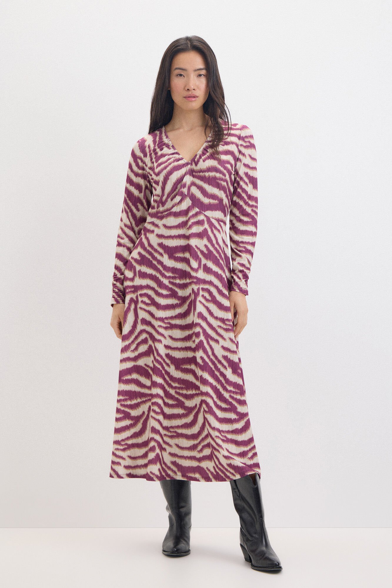 Vestidos y monos de mujer Nueva Coleccion Cortefiel Oficial