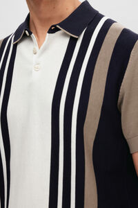 Cortefiel Short-sleeved jersey-knit polo shirt in organic cotton. Kaki
