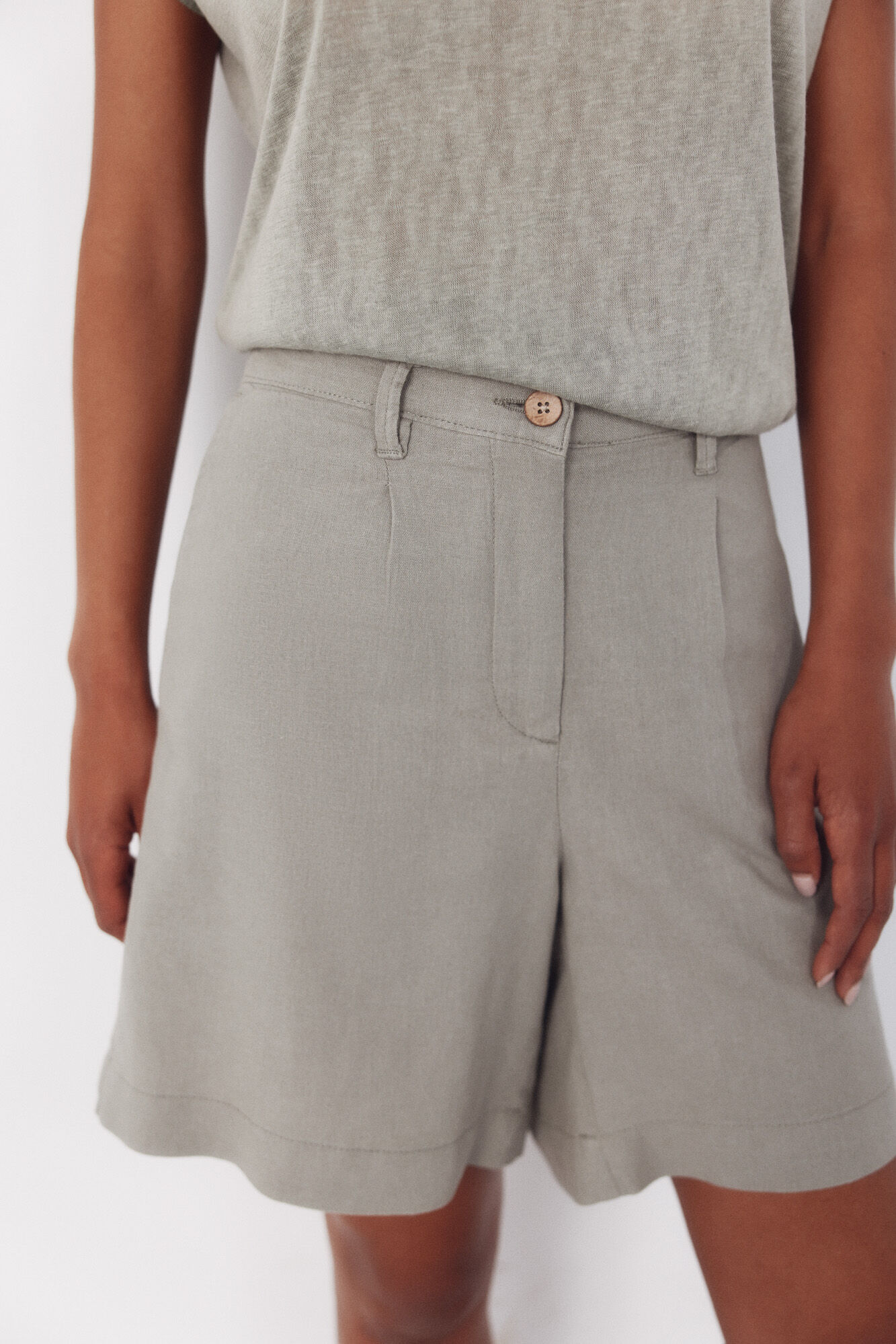 Cortefiel Bermudas de linho liso