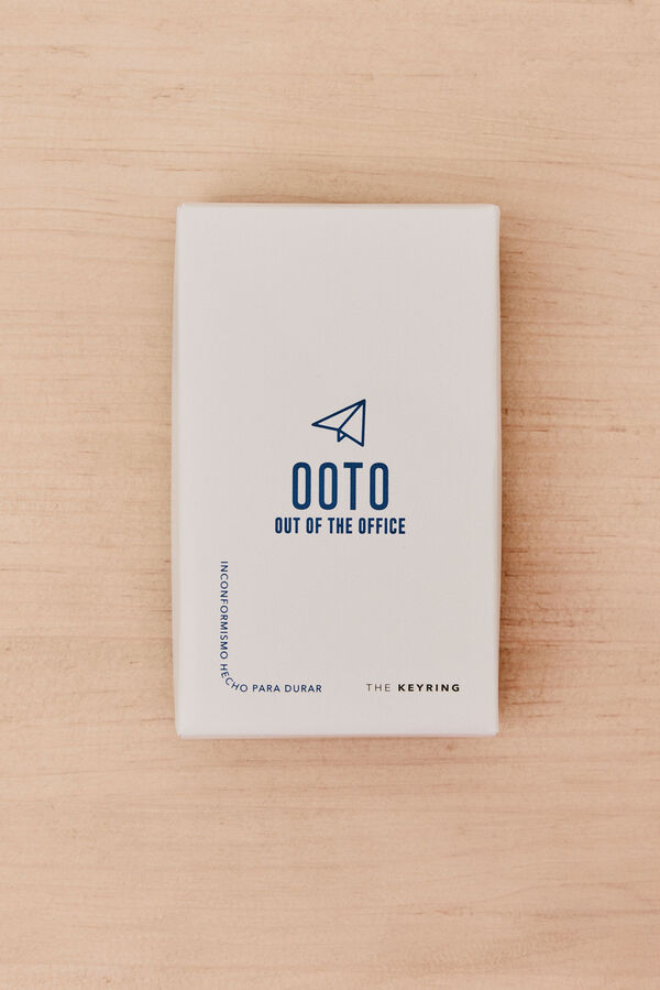 OOTO Oval key ring Beige