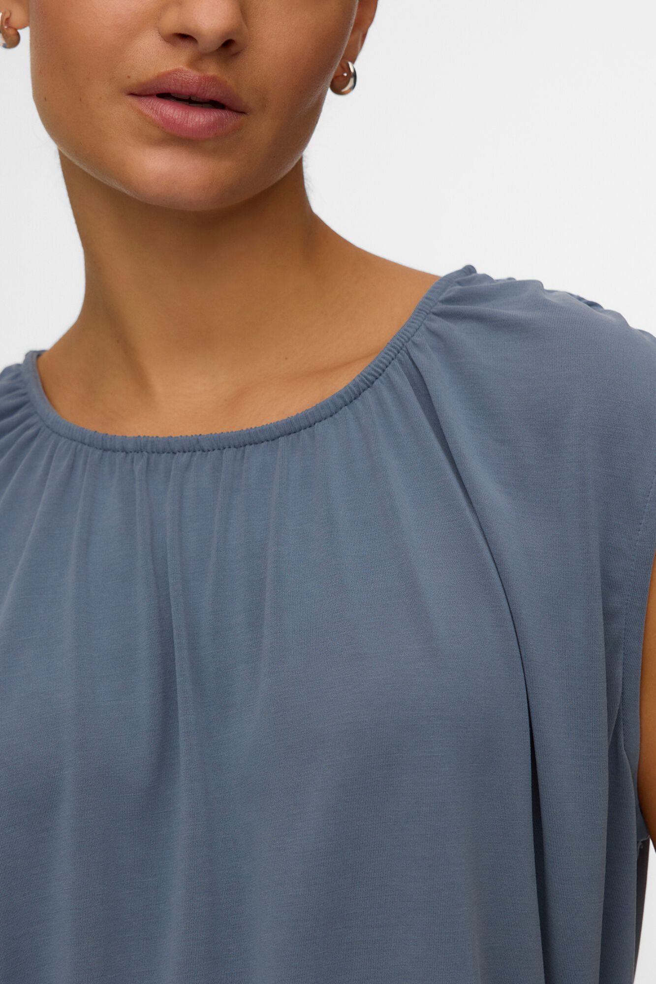 Vero Moda Top con fruncidos de manga sisa