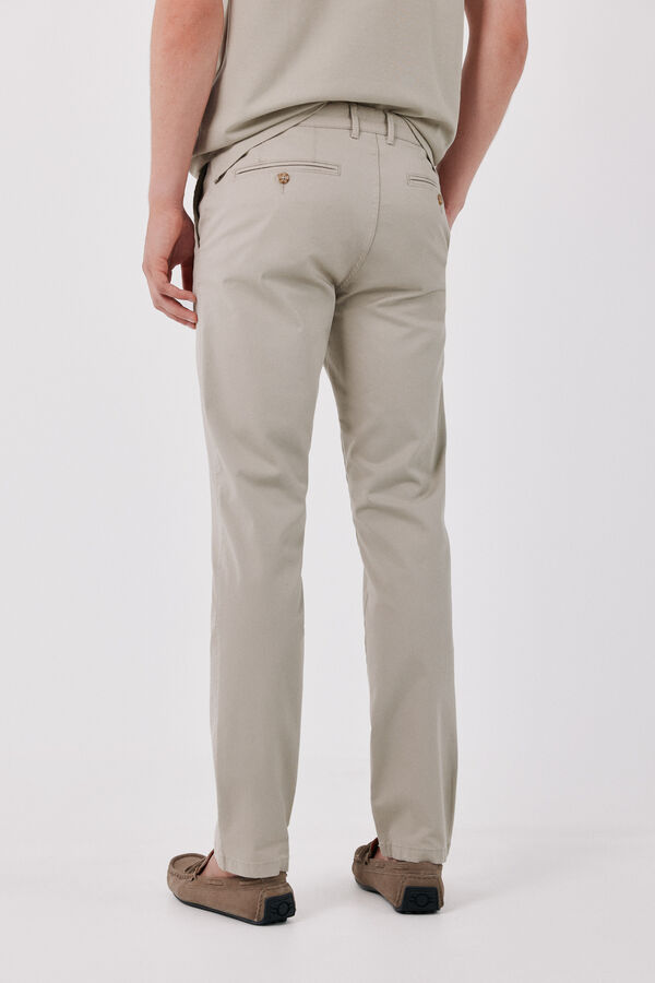 Cortefiel Lightweight slim chinos Beige