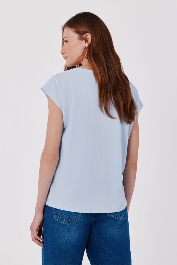 Cortefiel V-neck T-shirt with lace detail Blue