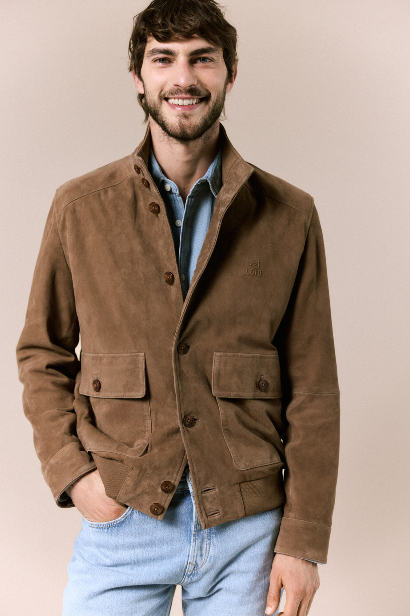 OOTO Blus&atilde;o em camur&ccedil;a