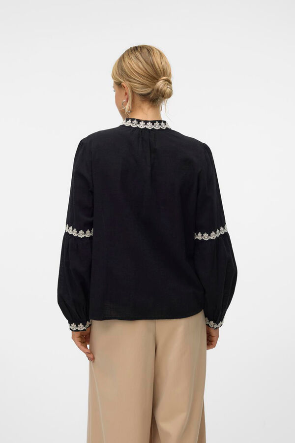 Cortefiel Long sleeve shirt with embroidered details  Black