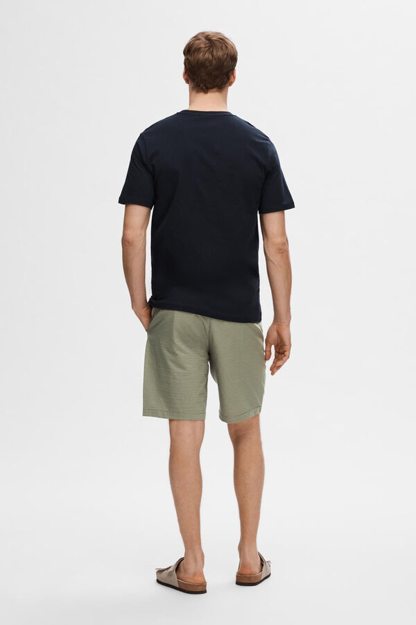 Cortefiel Camiseta de manga corta con detalle frontal confeccionada con algodón orgánico. Azul marino