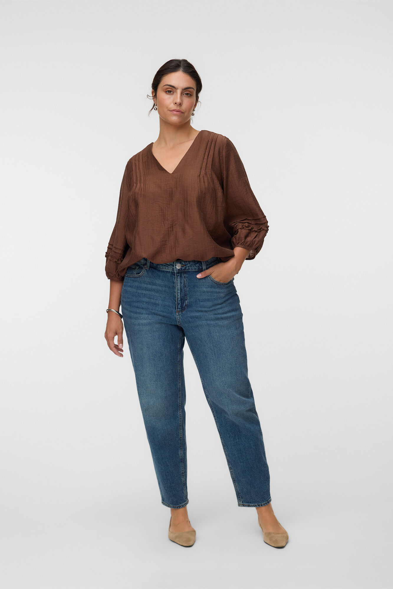 Vero Moda Curve Blusa fluida com manga a tr&ecirc;s quartos