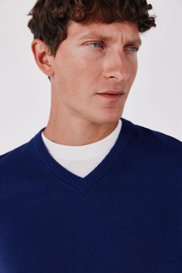 Cortefiel Cotton fine knit V-neck jumper Purple
