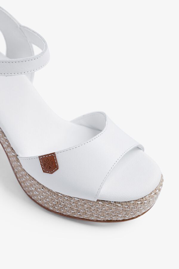 Popa Sand&aacute;lia cunha salto senhora Daira Pele Branco