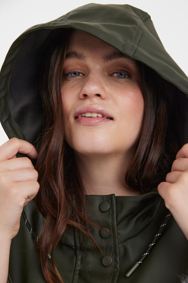 Vero Moda Curve Impermeável com capuz Curve Castanho
