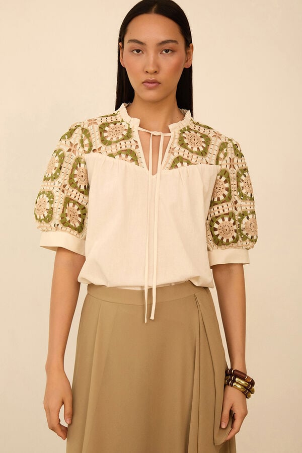 Meisie Blusa com crochet Branco