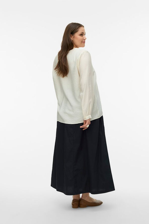 Vero Moda Curve Camisa gola em bico tamanho grande Branco