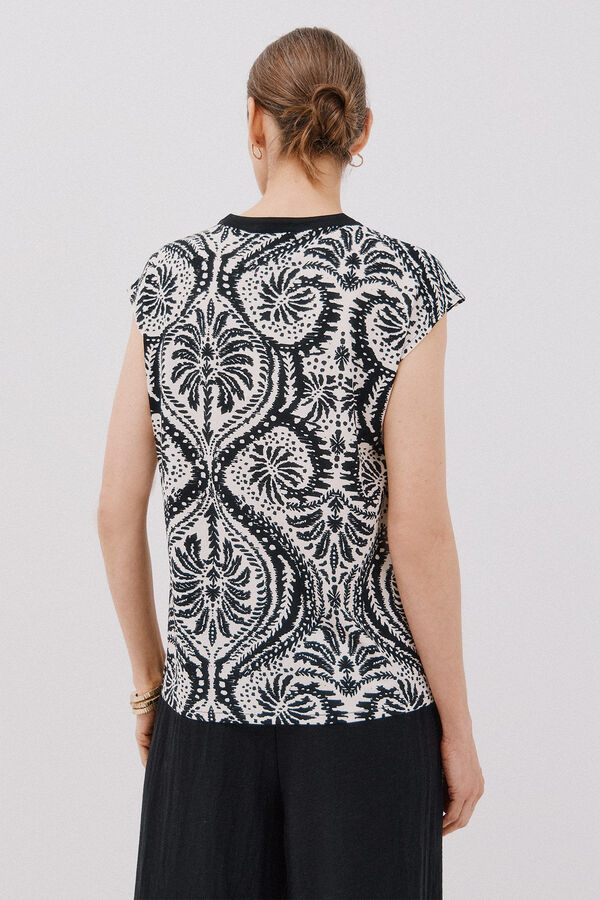 Cortefiel Basic T-shirt without mandarin collar Printed white