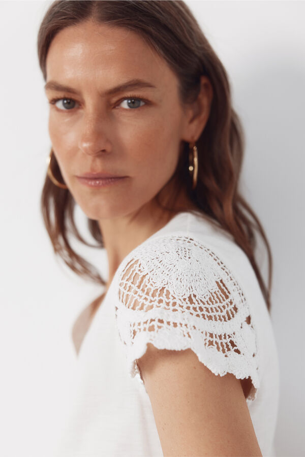 Cortefiel Crochet sleeve sleeve -shirt White