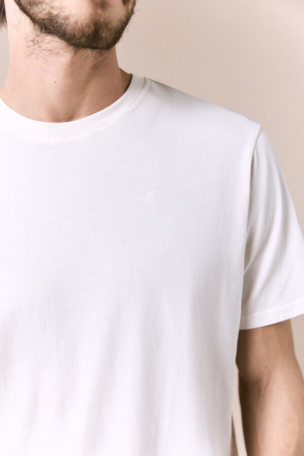 OOTO T-shirt b&aacute;sica lavada Tostado