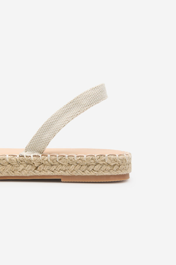 Cortefiel Menorquina efecto crochet Marfil