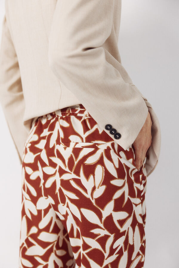 Cortefiel Pantal&oacute;n flu&iacute;do con textura Estampado marr&oacute;n