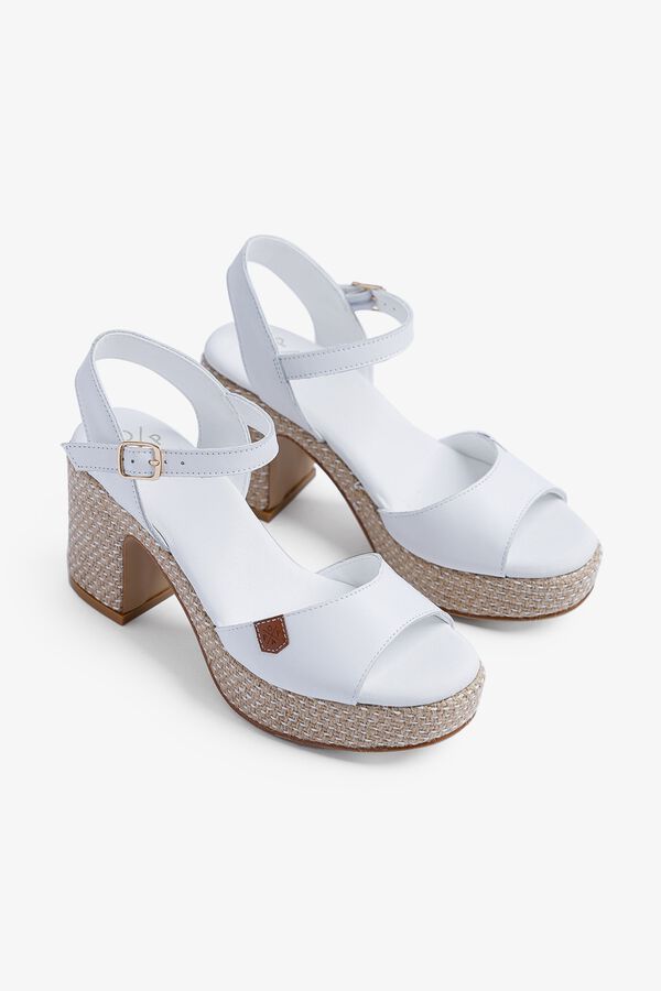 Popa Sand&aacute;lia cunha salto senhora Daira Pele Branco