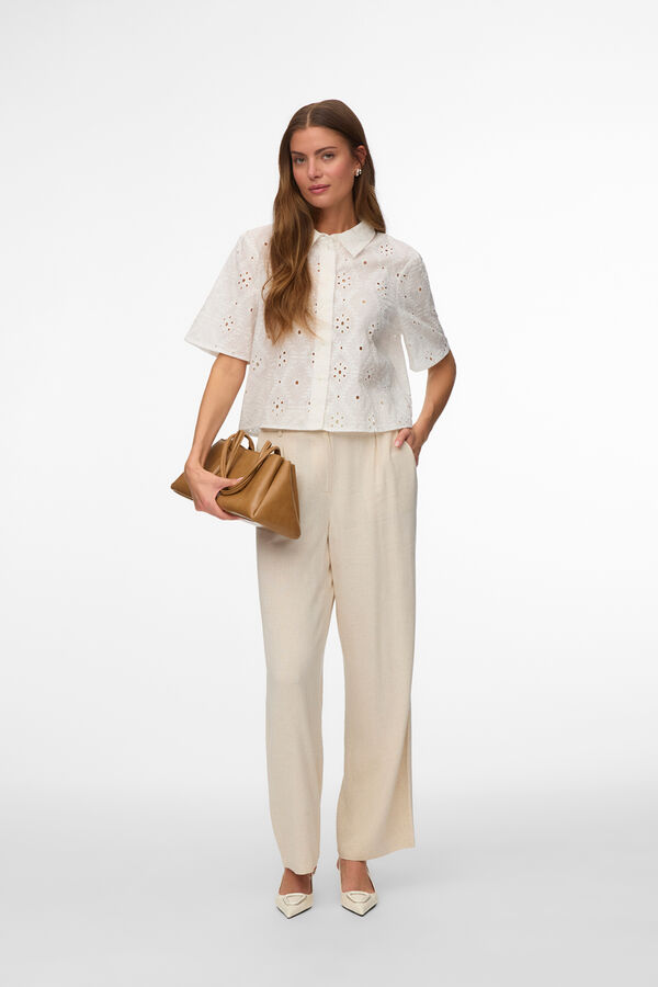 Vero Moda Camisa cropped com bordados Branco