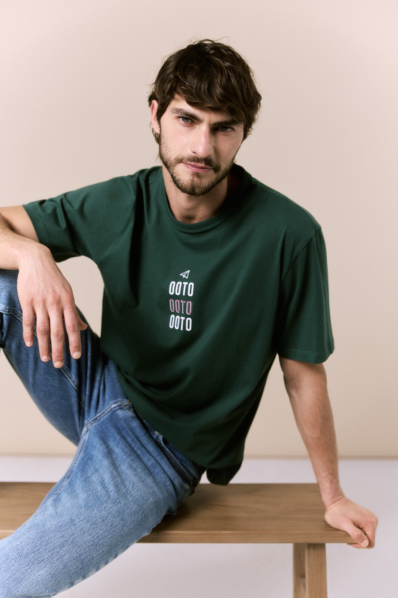 OOTO Camiseta lavada con logo