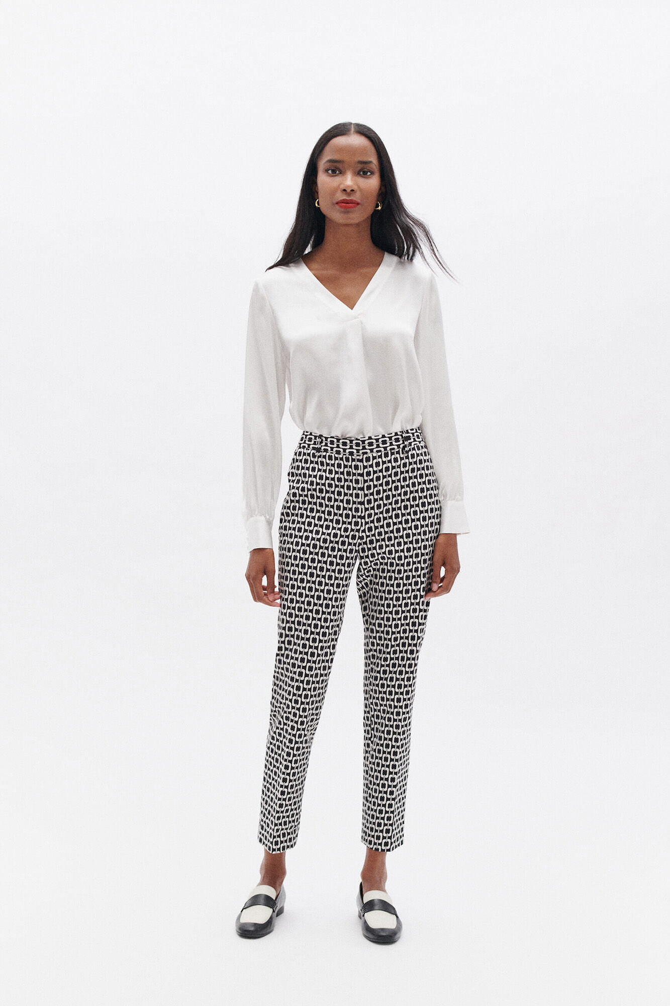 Pantalones con cadenas stradivarius deals