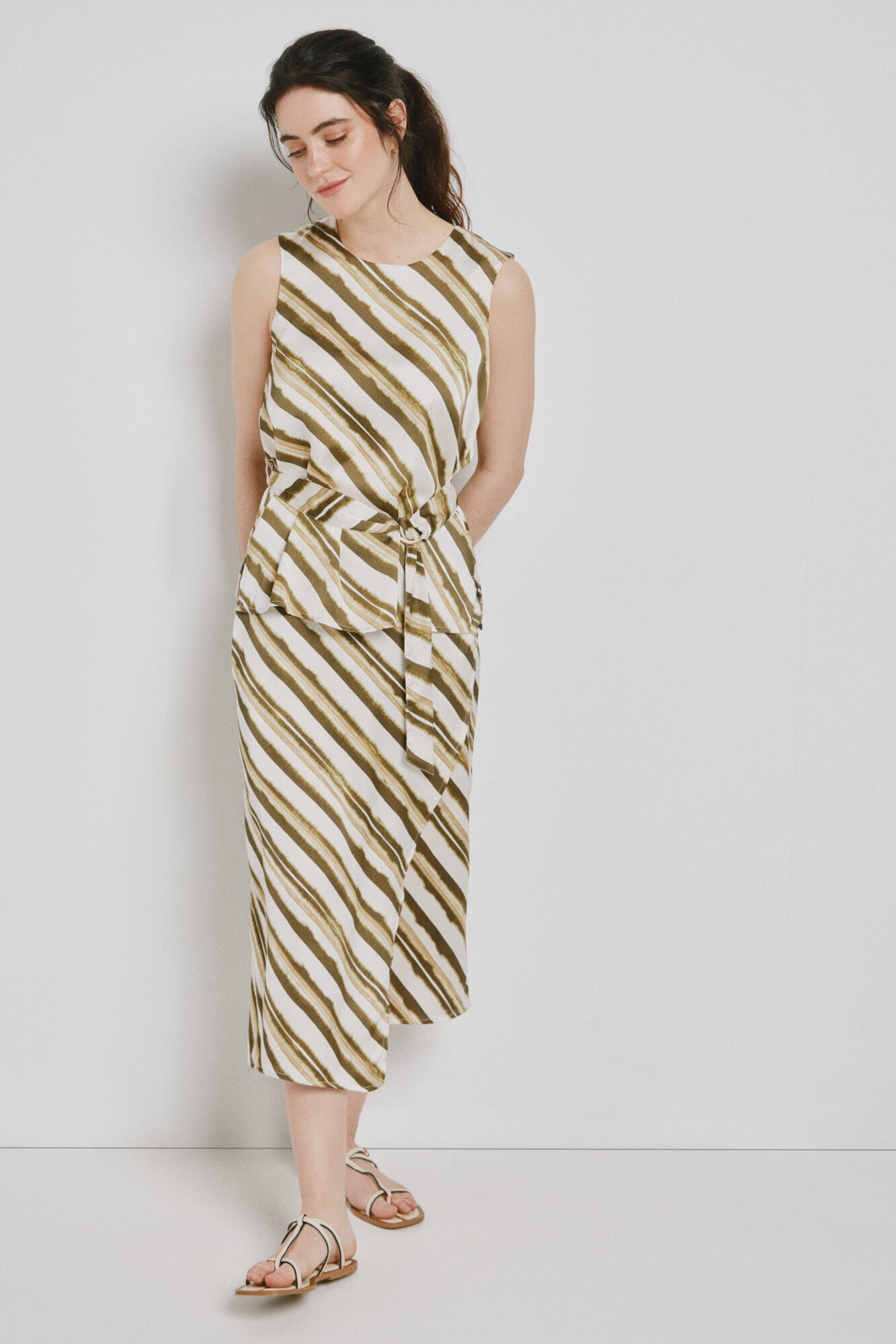 Vero Moda Falda midi satinada