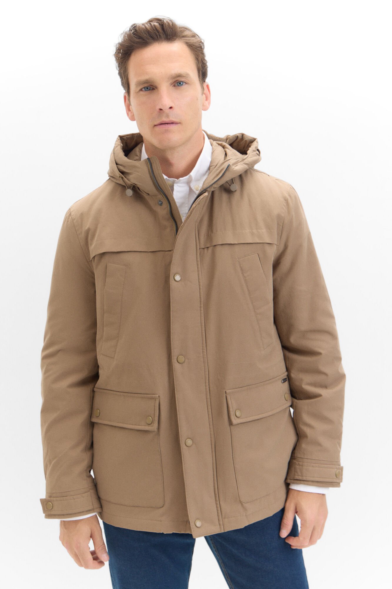 Light parka Men s jackets gilets and waistcoats Cortefiel