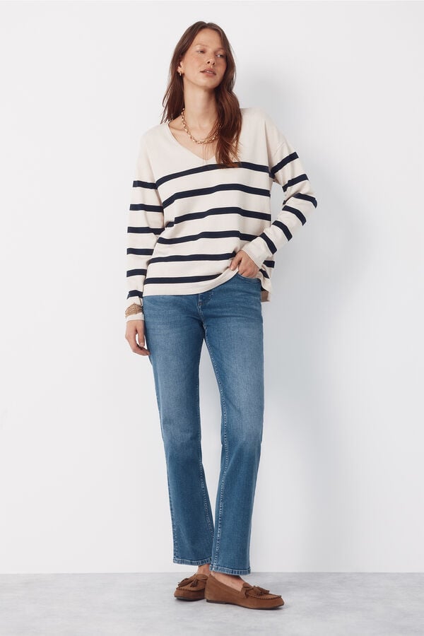 Cortefiel V-neck jumper Printed white