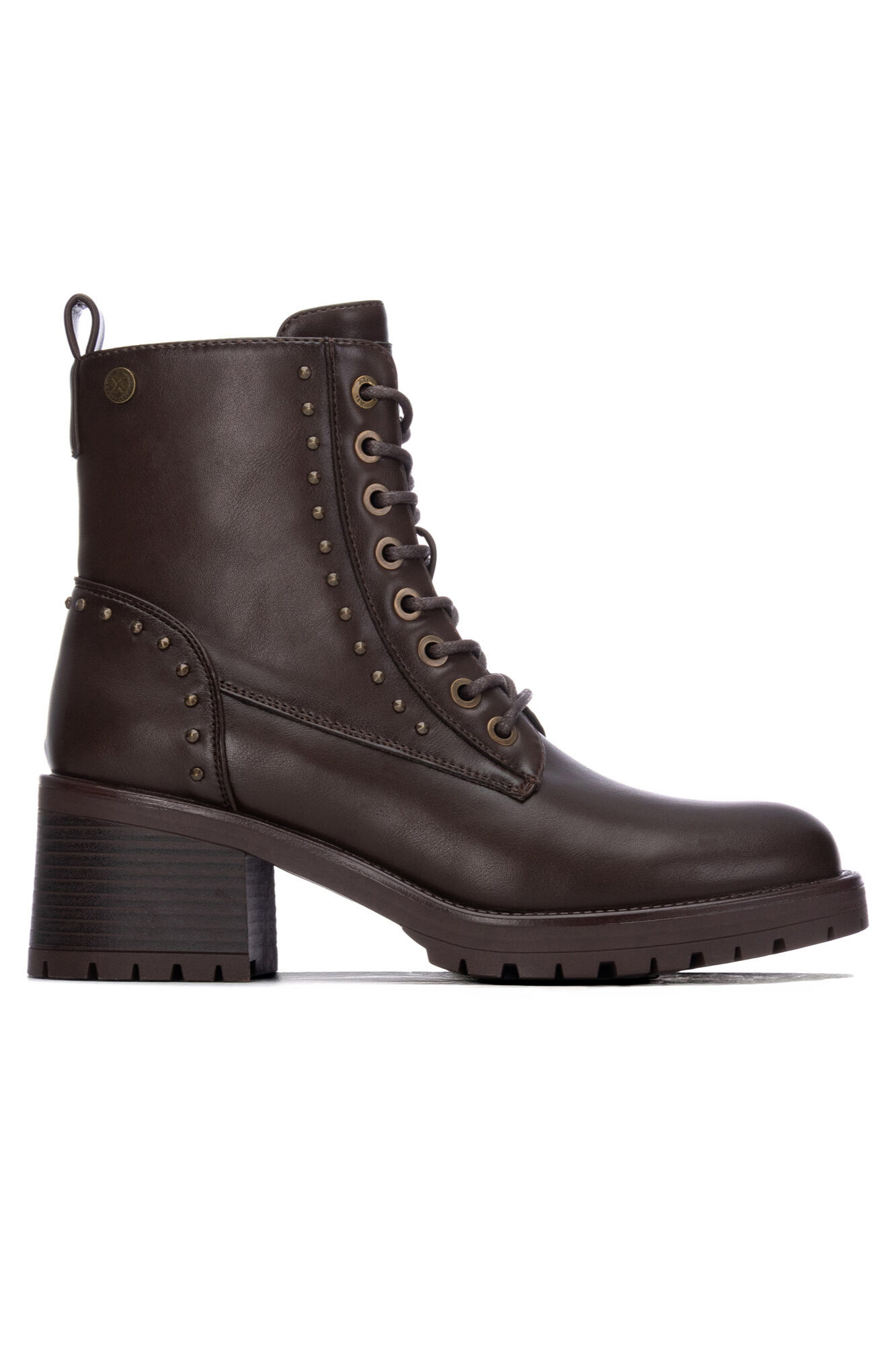 XTI Botim de salto militar