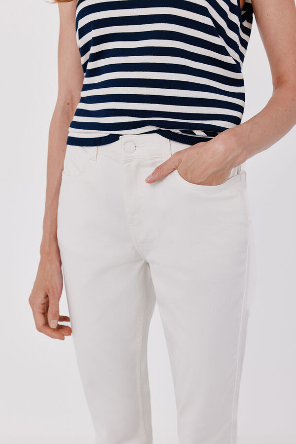 Cortefiel Coloured cropped skinny jeans White