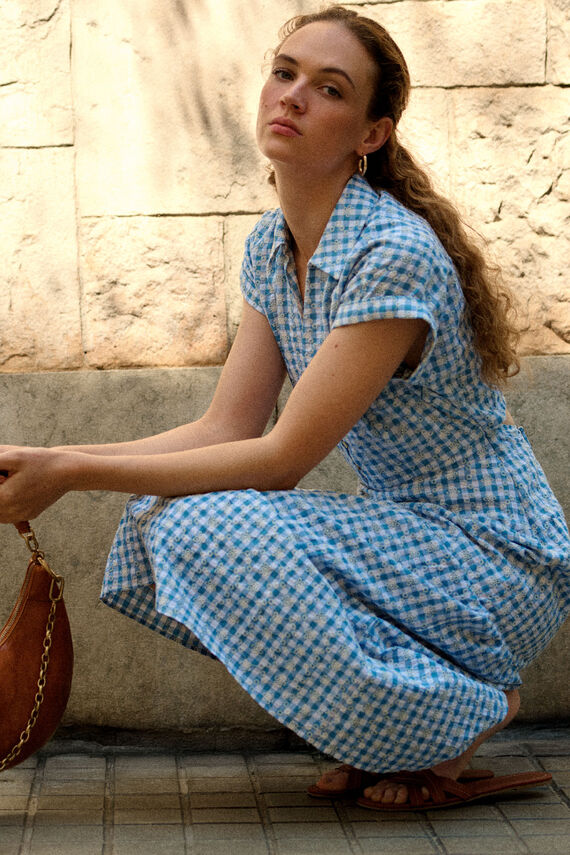 Vestido vichy bordado