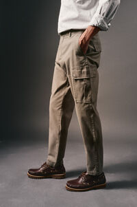 OOTO Pantalón cargo slim fit