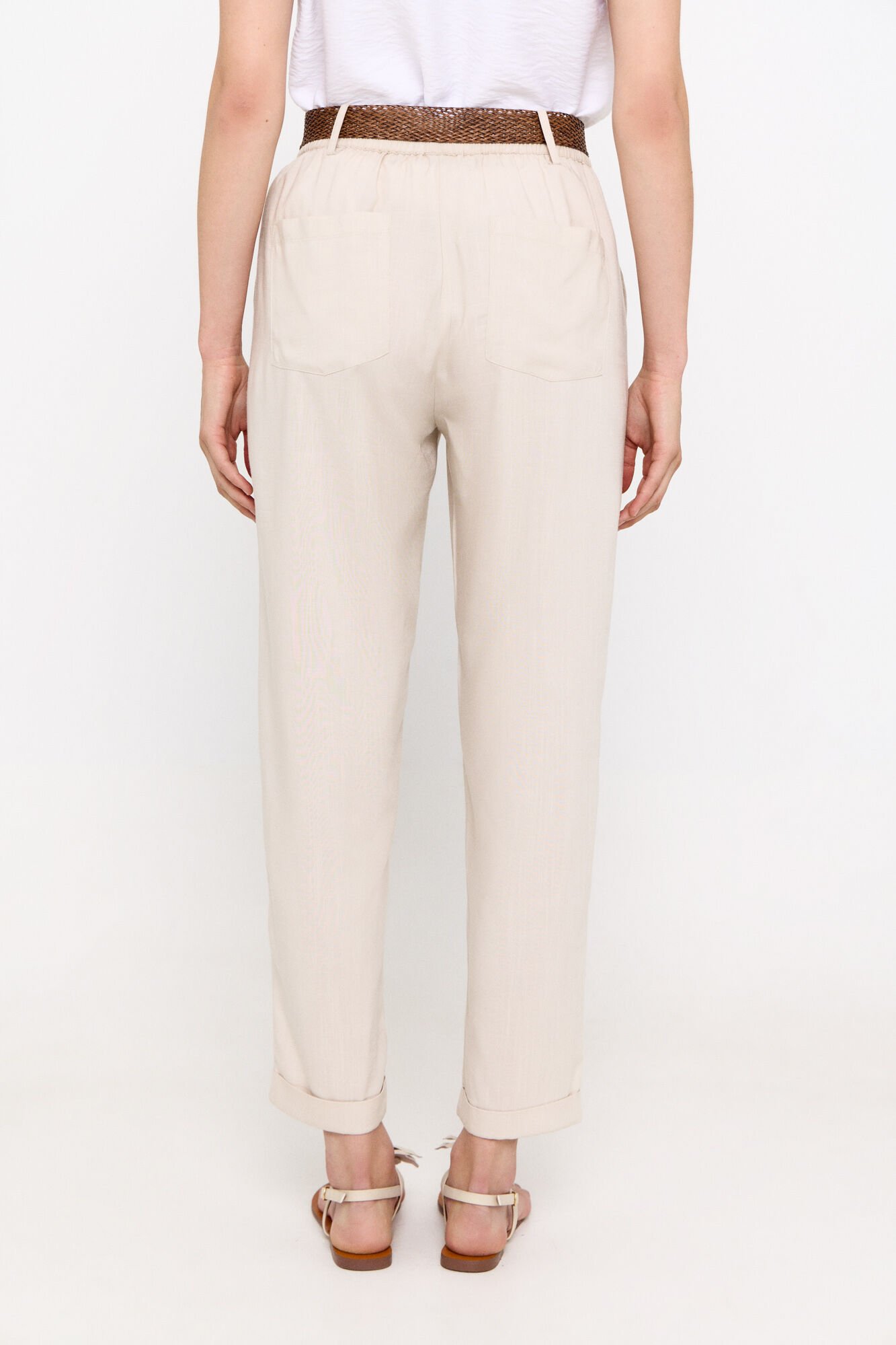 Pantalon blanco cortefiel 2025