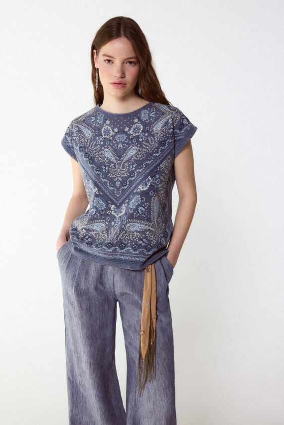 Camiseta estampado bandana