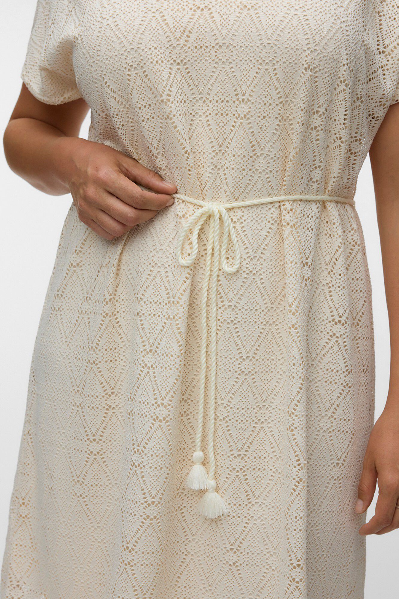 Vero Moda Curve Vestido curto gola em bico tamanho grande