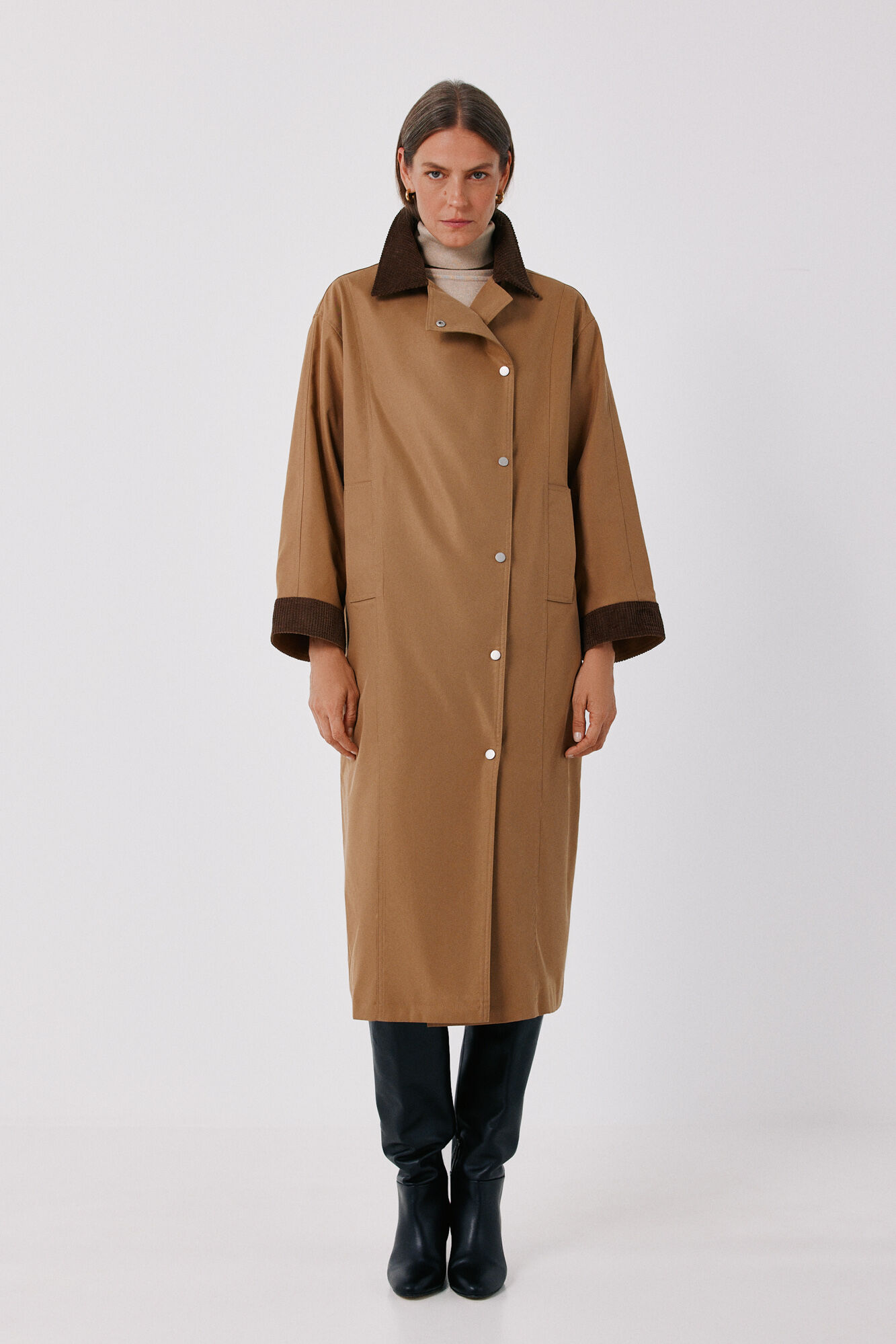 Cortefiel Long corduroy detail trench