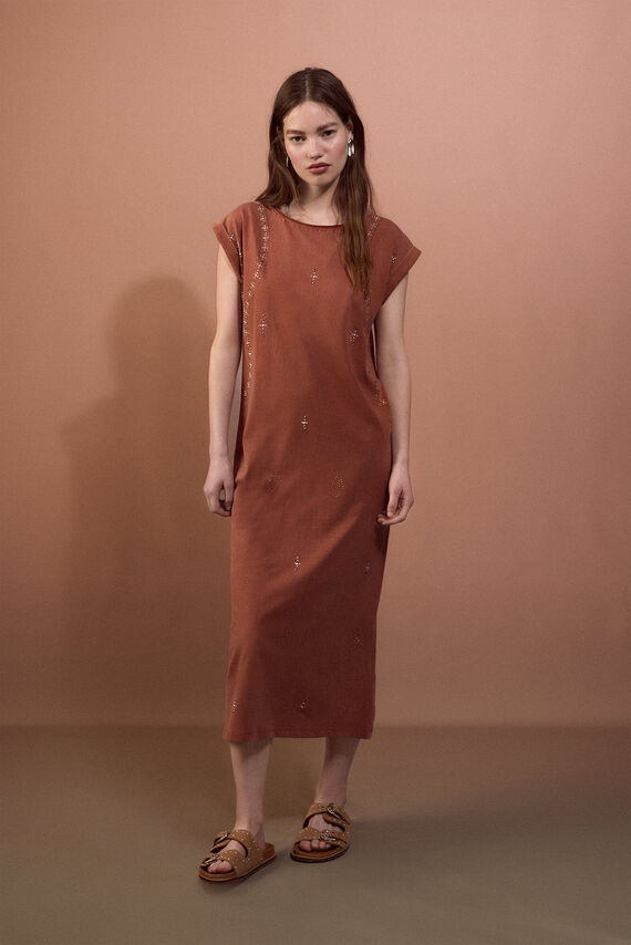 Vestido tachas