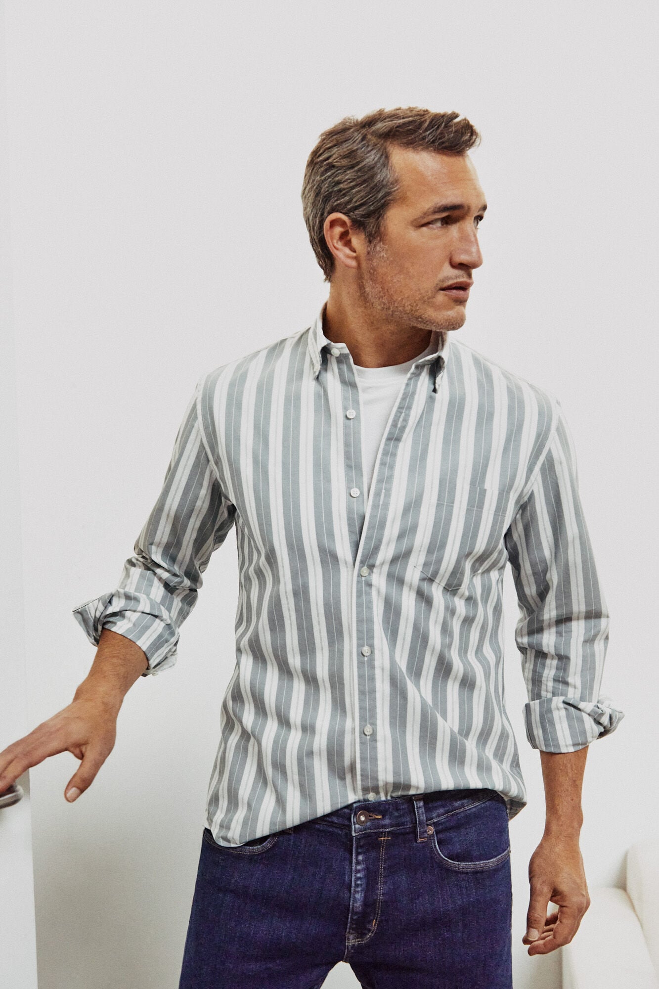 Este es el look que va a salvar tu lunes - Estilismos de tendencia en  blanco y negro