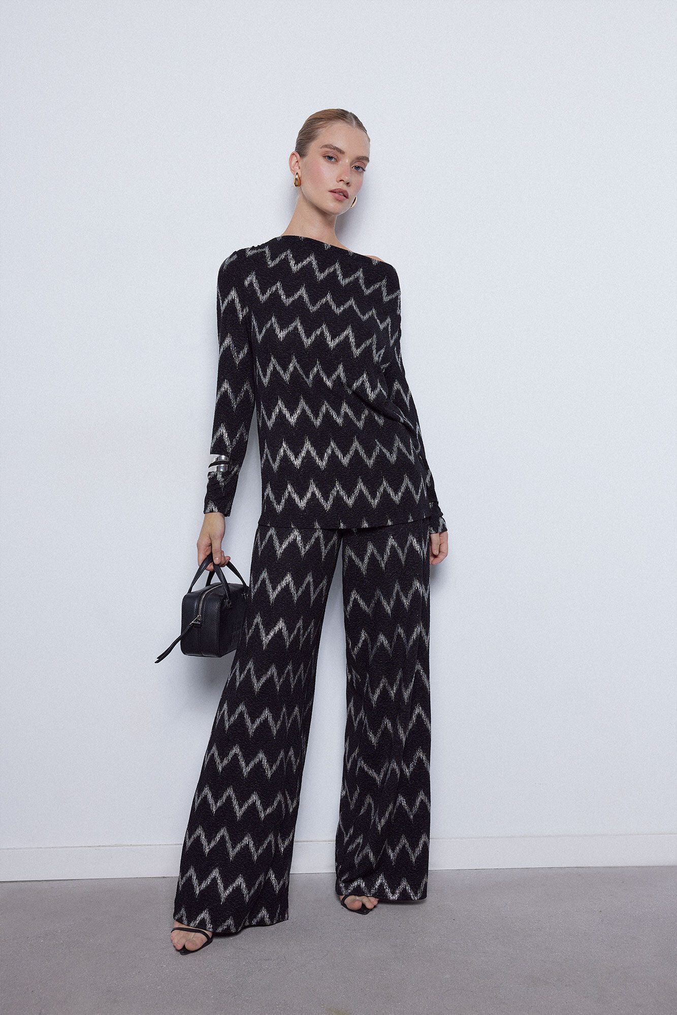 Pantalon punto campana deals